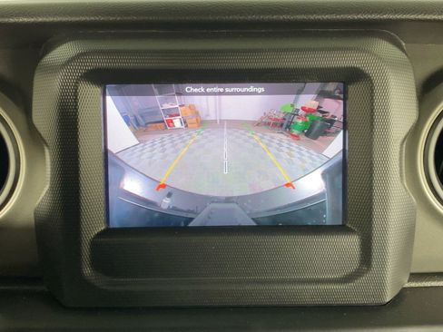 Used 2022 Jeep Wrangler Sport S image 26