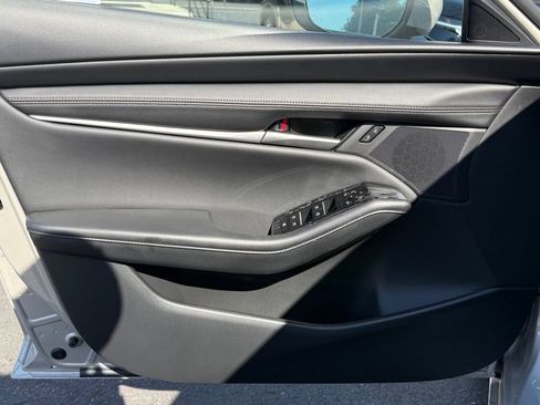 New 2026 MAZDA MAZDA3 2.5 S Sedan w/ Preferred Pkg FWD image 32