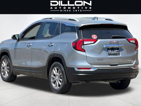 Used 2024 GMC Terrain SLT AWD/4WD image 6
