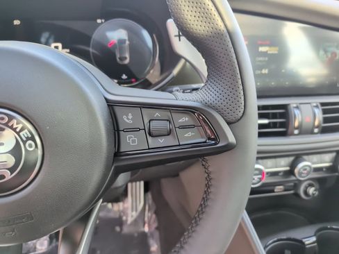 New 2026 Alfa Romeo Giulia AWD image 25