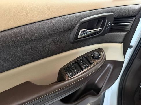 Used 2015 Chevrolet Malibu LT FWD image 30