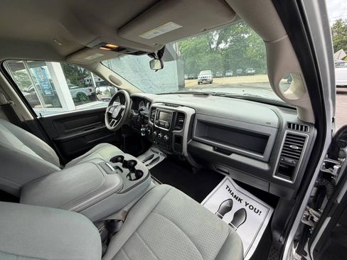 Used 2018 RAM 2500 Tradesman w/ Chrome Appearance Group AWD/4WD image 25