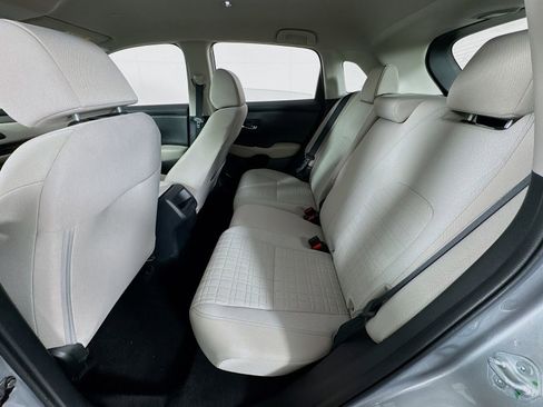 Certified 2024 Honda HR-V LX image 16