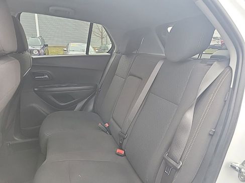 Used 2022 Chevrolet Trax LS w/ Tint and Cruise Package image 12