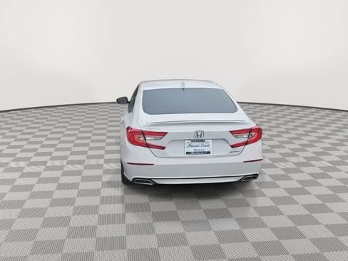 Used 2018 Honda Accord Sport image 7