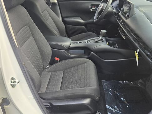 Used 2024 Honda HR-V LX image 17