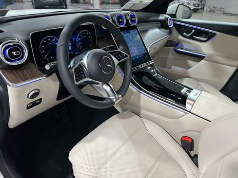 New 2026 Mercedes-Benz GLC 300 4MATIC image 16