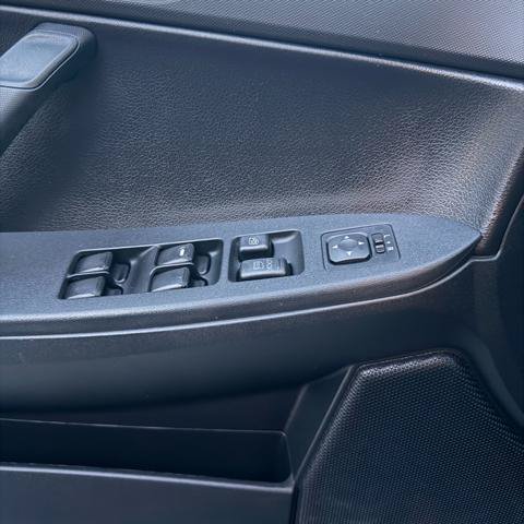 Used 2006 Mitsubishi Galant ES FWD image 15