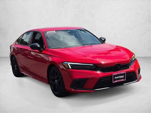 Used 2024 Honda Civic Sport image 3