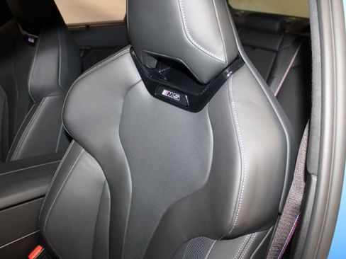 Used 2026 BMW M5 w/ Carbon Package AWD/4WD image 10