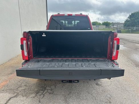 Used 2025 Ford F250 Platinum AWD/4WD image 5