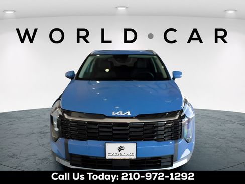 Used 2026 Kia Sportage EX AWD/4WD image 8