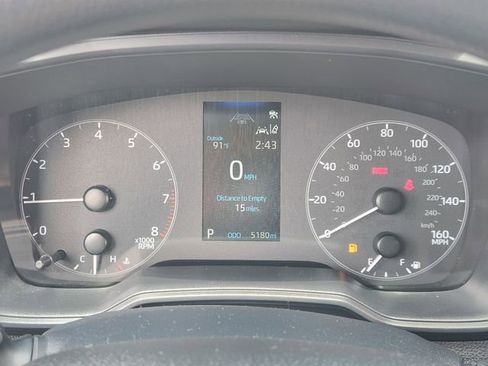 Used 2024 Toyota Corolla LE FWD image 11