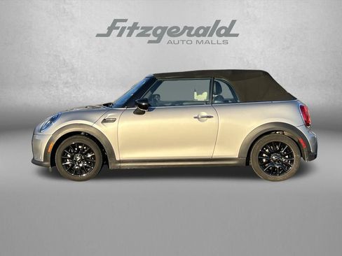 Used 2023 MINI Cooper Convertible w/ Signature Upholstery Package image 4