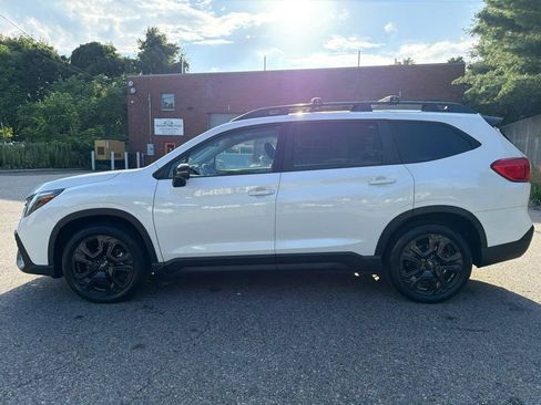 Used 2023 Subaru Ascent Onyx Edition AWD/4WD image 3