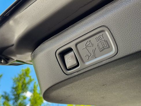 Certified 2023 Ford Expedition Limited AWD/4WD image 22