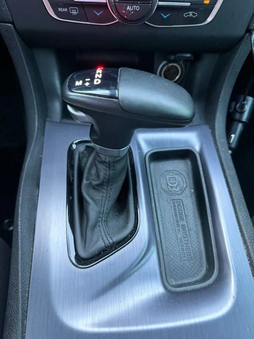 Used 2018 Dodge Charger R/T w/ Blacktop Package RWD image 27