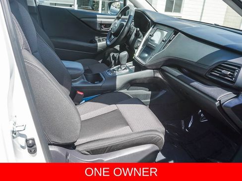 Used 2025 Subaru Outback AWD/4WD image 12