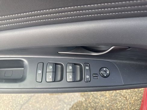 Certified 2025 Hyundai Elantra Sport image 14