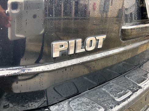 Used 2013 Honda Pilot Touring image 29