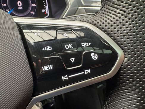 Used 2024 Volkswagen Tiguan SEL R-Line AWD/4WD image 16