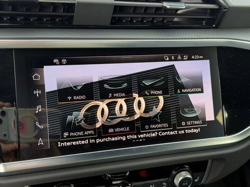 Certified 2025 Audi Q3 2.0T Premium Plus w/ Premium Plus Package AWD/4WD image 31