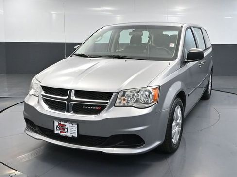 Used 2016 Dodge Grand Caravan American Value Package image 11