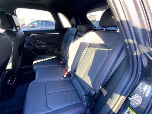 Used 2025 Audi Q3 2.0T Premium Plus w/ Premium Plus Package image 20