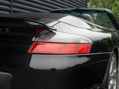 Used 2005 Porsche 911 Turbo AWD/4WD image 20