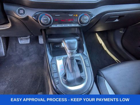 Used 2020 Kia Forte EX image 29