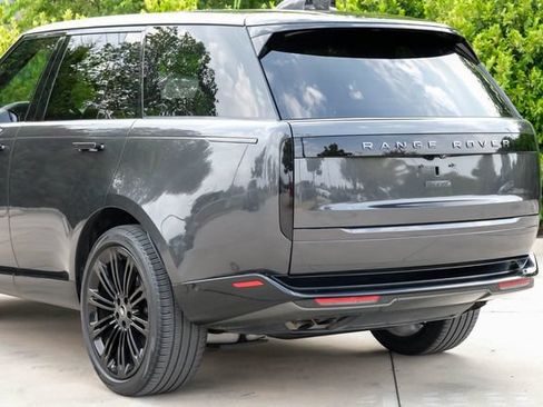 Used 2024 Land Rover Range Rover Autobiography AWD/4WD image 14