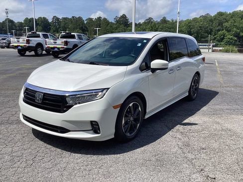 Used 2024 Honda Odyssey Elite image 5