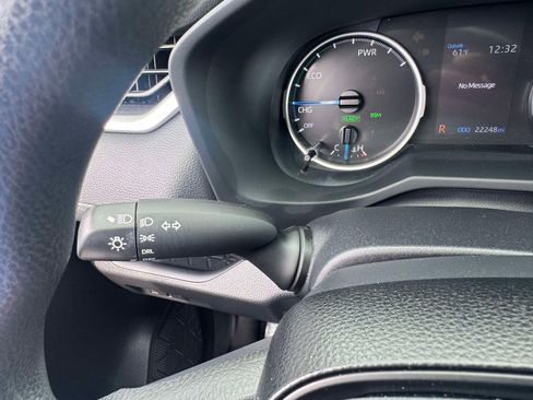 Certified 2022 Toyota RAV4 LE w/ Carpet Mat Package (TMS) image 35