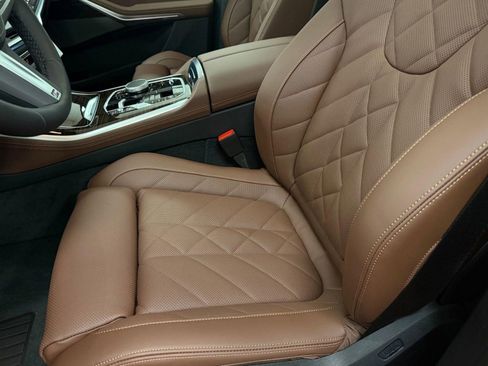 New 2026 BMW X5 xDrive50e image 18