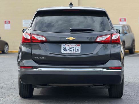 Used 2018 Chevrolet Equinox LS FWD image 5
