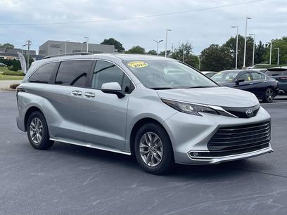 Used 2024 Toyota Sienna XLE
