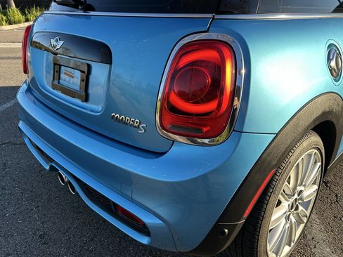 Used 2015 MINI Cooper S image 22
