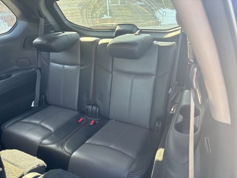 Used 2019 Nissan Pathfinder SL image 7