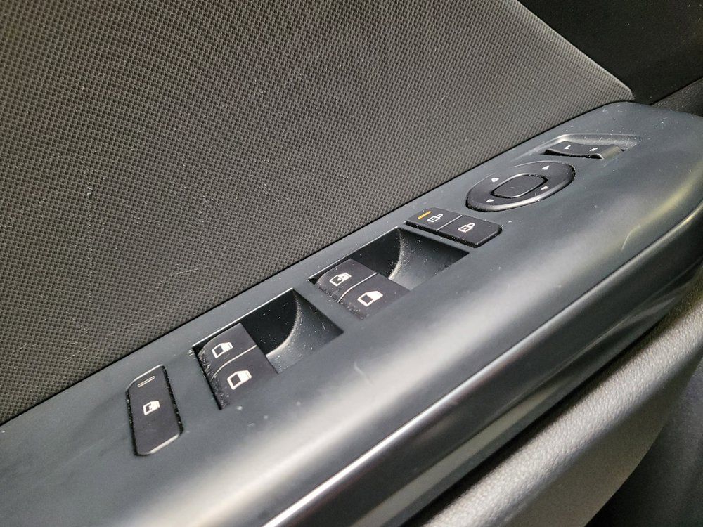 Used 2025 Kia K4 FWD image 27