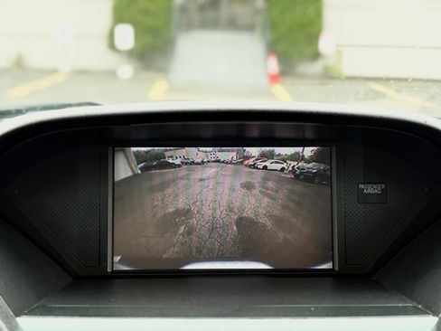 Used 2011 Honda Pilot Touring image 27