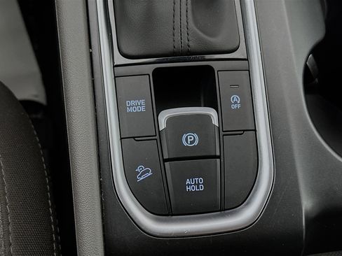 Used 2020 Hyundai Santa Fe SEL image 19