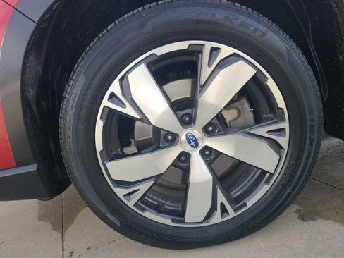 Used 2021 Subaru Forester Touring image 12