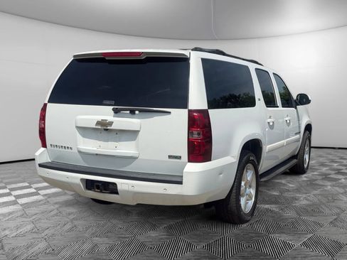 Used 2007 Chevrolet Suburban LTZ w/ LTZ Preferred Equipment Group AWD/4WD image 5