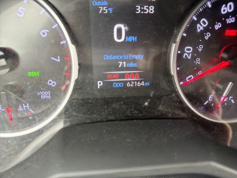 Used 2019 Toyota RAV4 XLE w/ Convenience Package AWD/4WD image 22