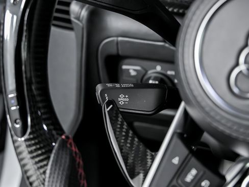 Used 2017 Audi R8 V10 image 37