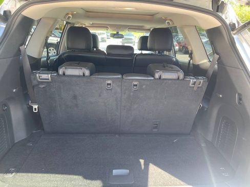 Used 2017 Nissan Pathfinder Platinum FWD image 26