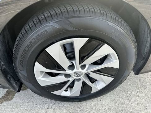Used 2024 Nissan Altima 2.5 S FWD image 11