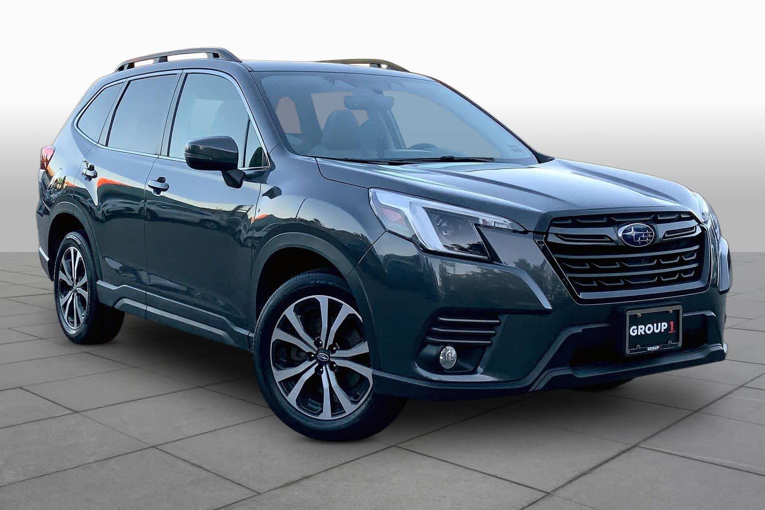 Used 2023 Subaru Forester Limited AWD/4WD image 3