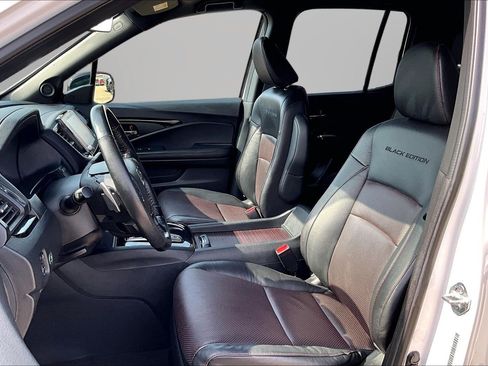 Used 2023 Honda Ridgeline Black Edition image 15