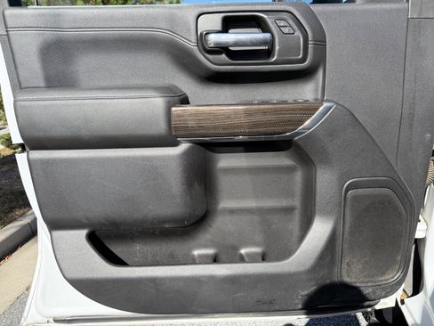 Used 2020 Chevrolet Silverado 2500 LT w/ All Star Edition image 44